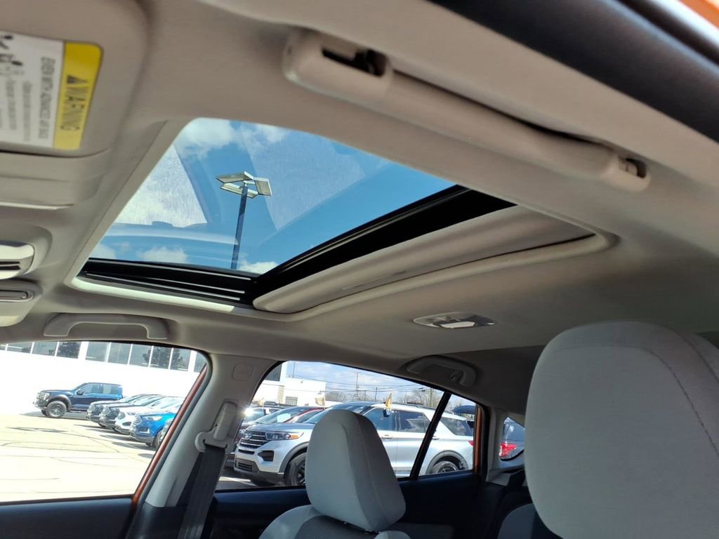 Used 2020 Subaru Crosstrek 2.0i Premium w/ Moonroof Package 2 image 15
