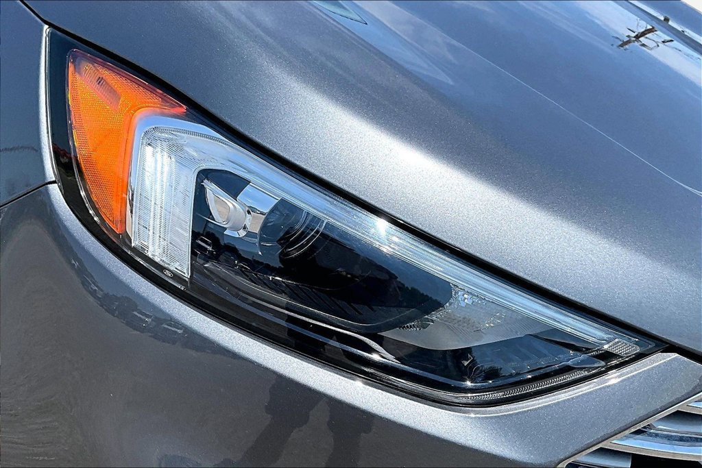 Certified 2024 Ford Edge Titanium AWD/4WD image 29