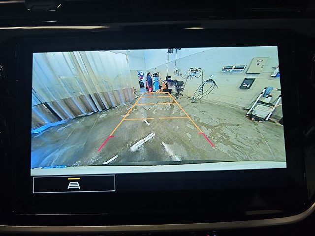 Used 2023 Chevrolet Bolt EUV LT w/ Convenience Package FWD image 23