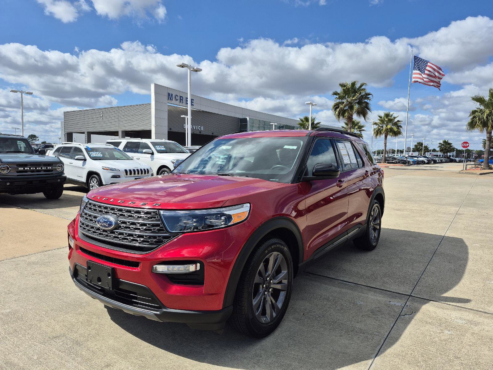 Certified 2023 Ford Explorer XLT w/ Equipment Group 202A image 1