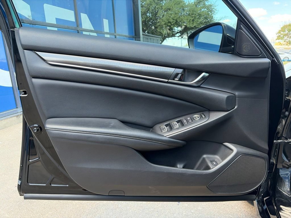 Used 2019 Honda Accord Sport image 19
