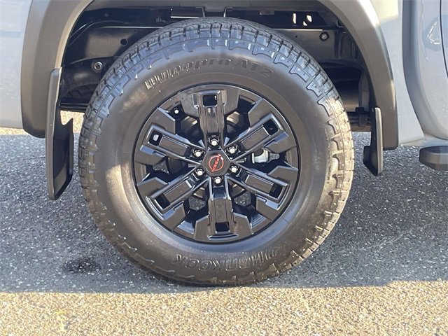 Used 2023 Nissan Frontier PRO-4X w/ Pro Convenience Package image 7