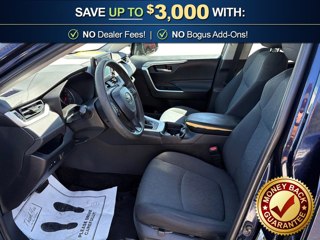 Used 2020 Toyota RAV4 XLE FWD image 14