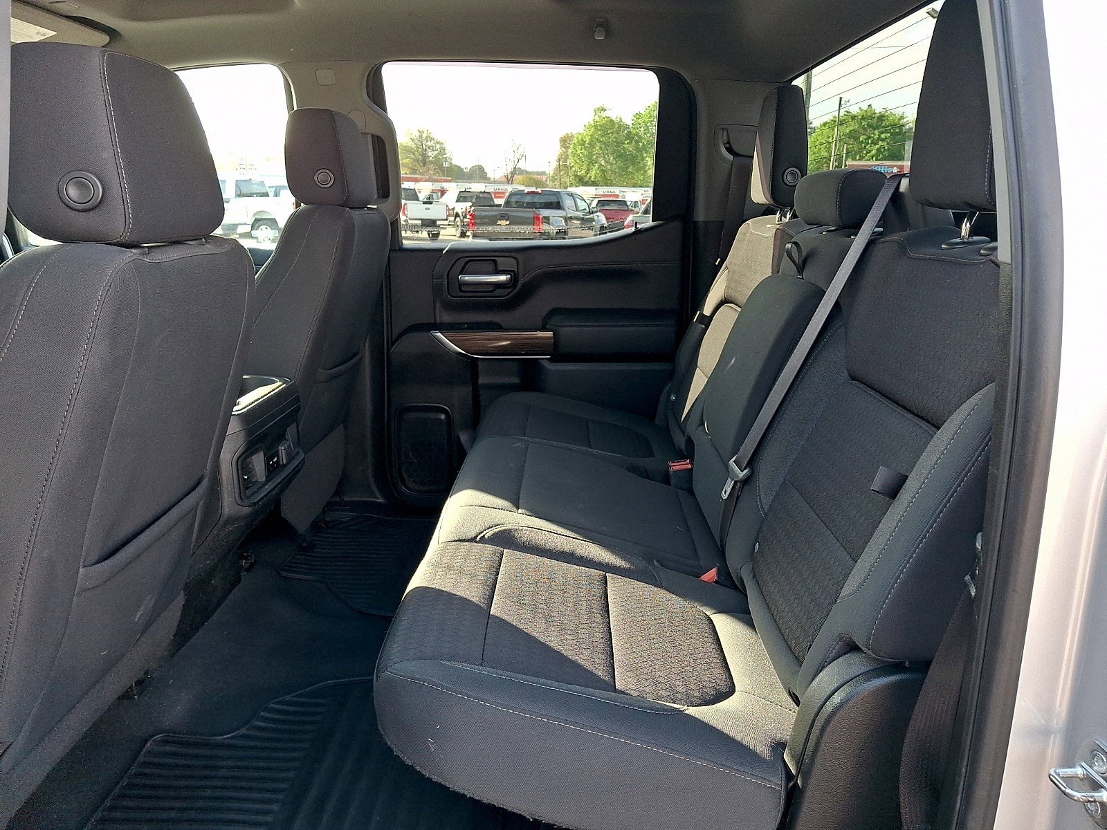 Used 2022 Chevrolet Silverado 1500 RST w/ Safety Package image 9