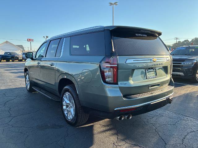 Used 2023 Chevrolet Suburban Premier RWD image 7