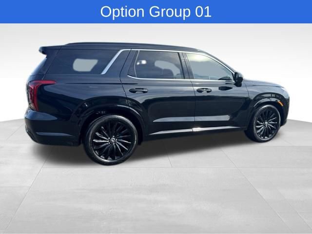 Used 2024 Hyundai Palisade Calligraphy AWD/4WD image 3
