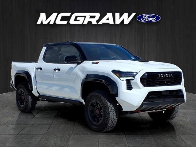 Used 2026 Toyota Tacoma TRD Pro AWD/4WD image 5