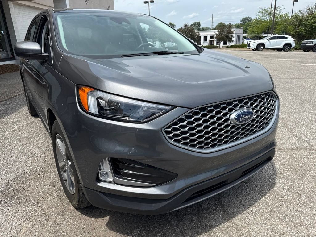 Certified 2023 Ford Edge SEL w/ Convenience Package AWD/4WD image 14