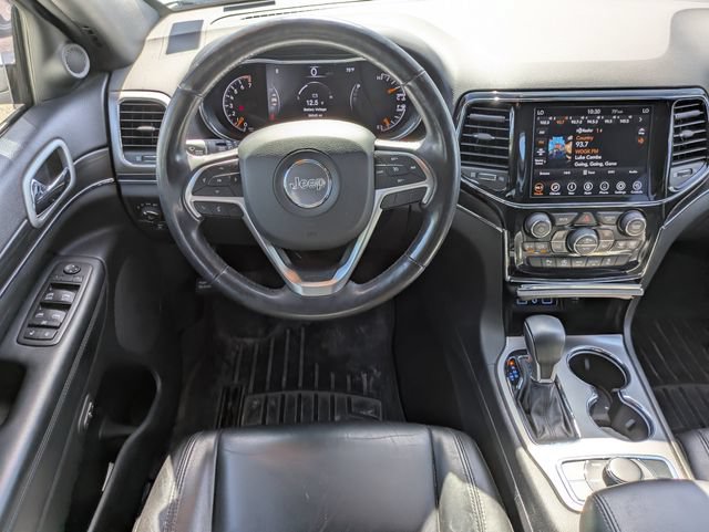 Used 2022 Jeep Grand Cherokee Limited w/ Tech Group AWD/4WD image 11