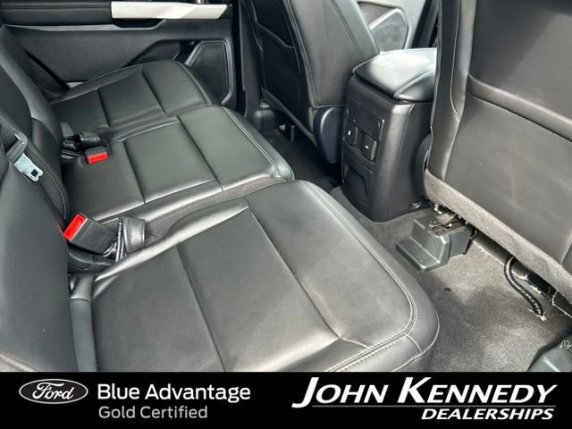 Certified 2024 Ford Explorer XLT w/ Equipment Group 202A AWD/4WD image 39