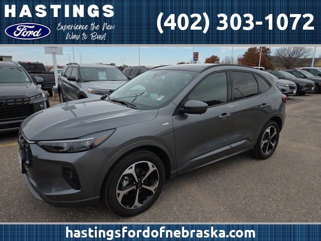 Certified 2025 Ford Escape ST-Line Elite w/ Premium Technology Package image 6