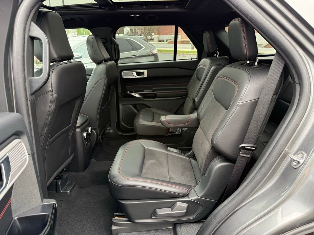 Certified 2023 Ford Explorer ST-Line w/ Class IV Trailer Tow Package AWD/4WD image 20