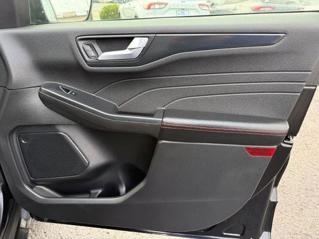 Certified 2023 Ford Escape ST-Line image 23