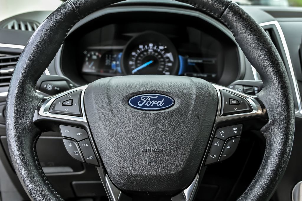 Certified 2024 Ford Edge Titanium AWD/4WD image 21