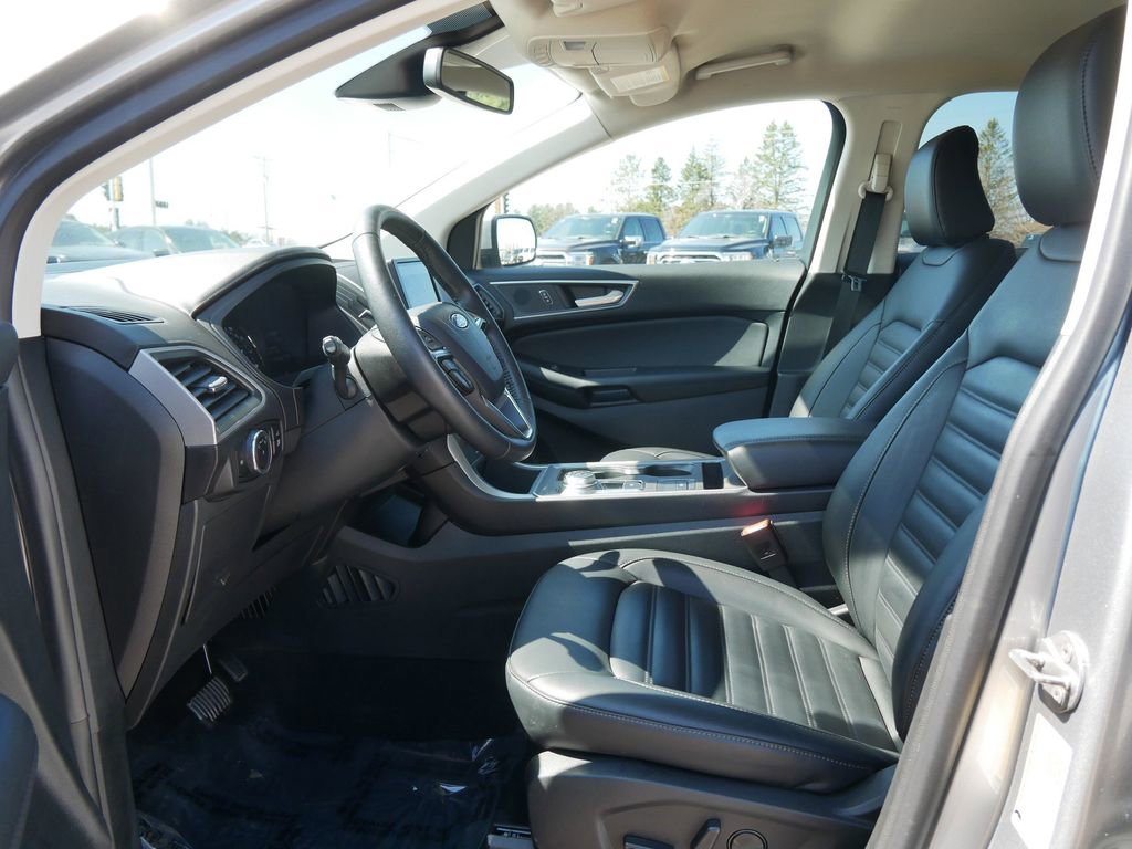 Certified 2024 Ford Edge SEL w/ Convenience Package AWD/4WD image 10