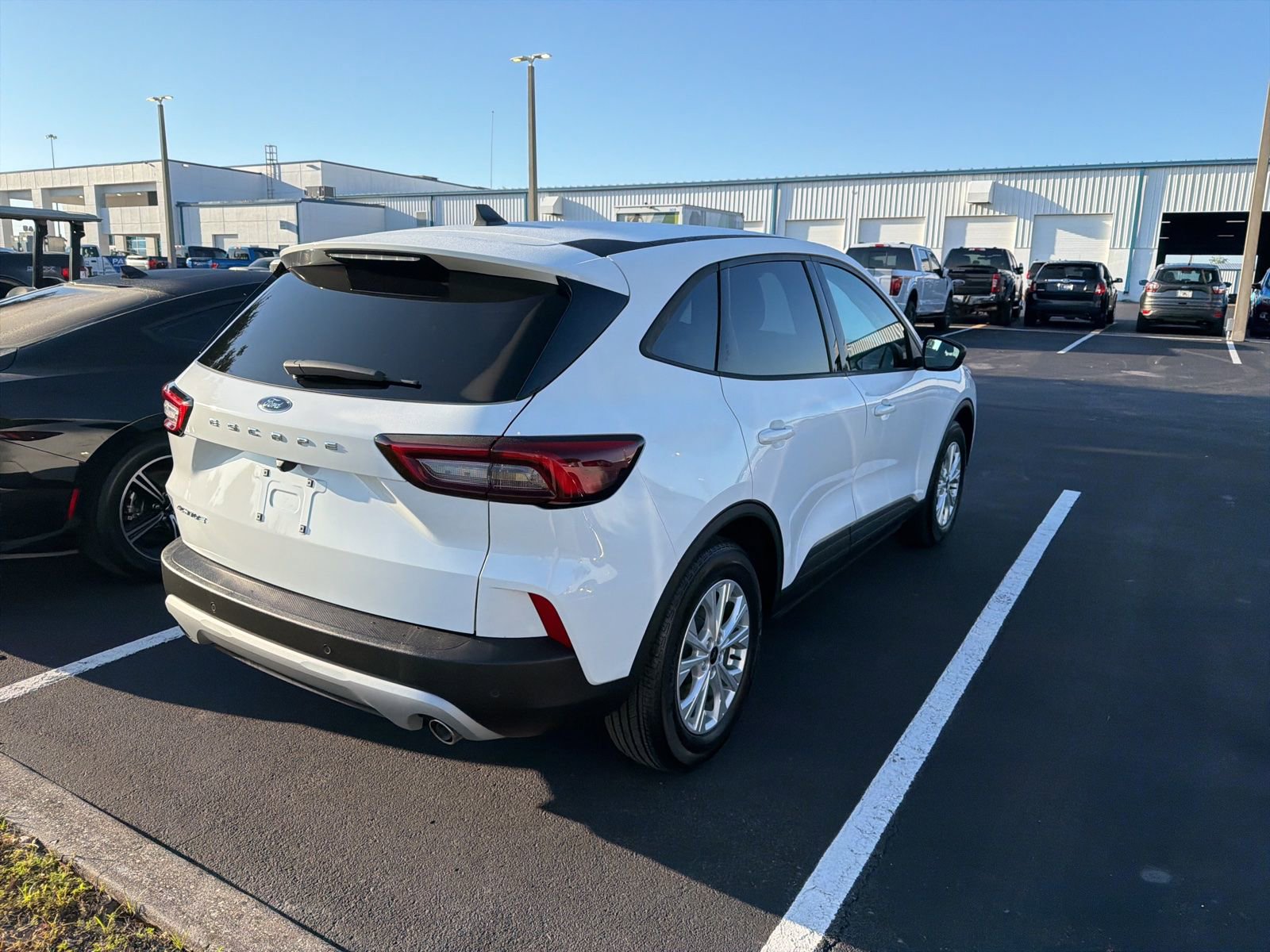 Certified 2025 Ford Escape Active w/ Tech Pack #1 FWD image 6