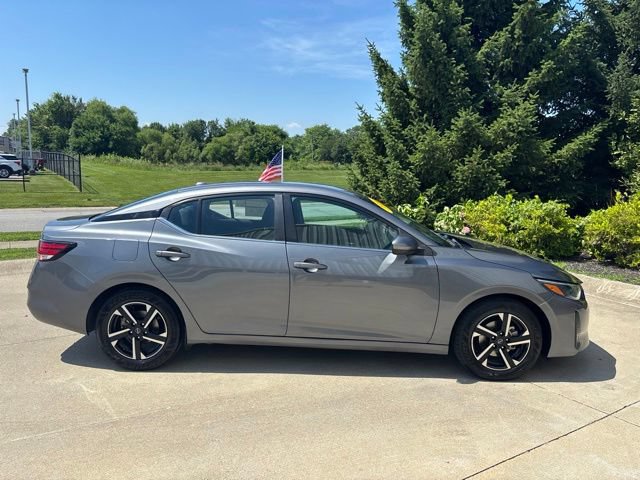 Used 2024 Nissan Sentra SV FWD image 6