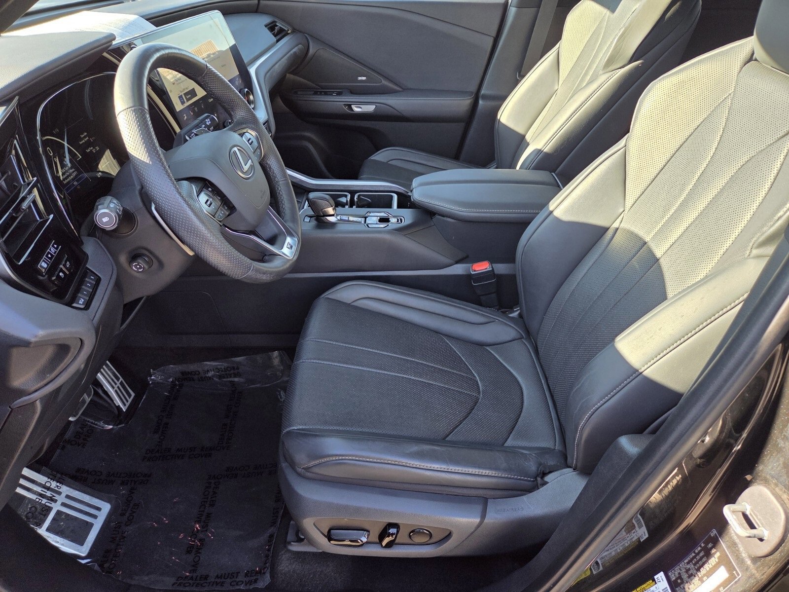 Used 2024 Lexus TX 500h AWD image 10