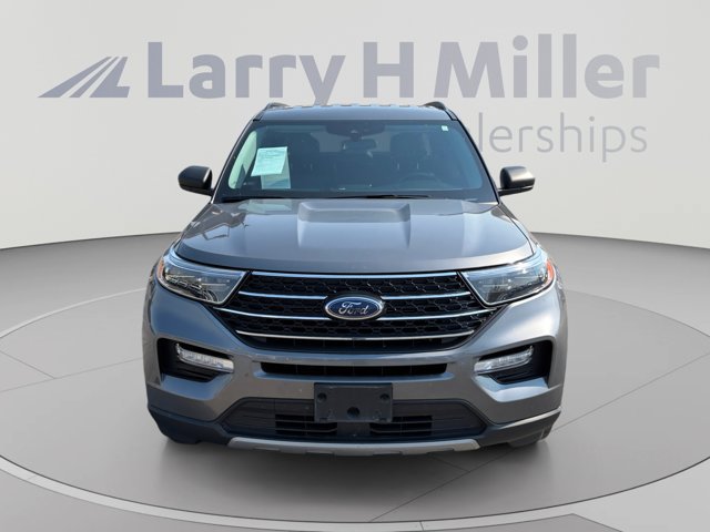 Certified 2021 Ford Explorer XLT w/ Equipment Group 202A AWD/4WD image 8