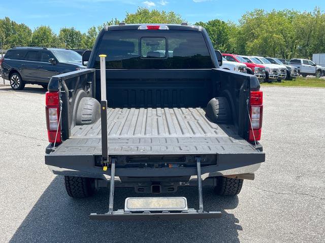 Certified 2020 Ford F250 Lariat w/ FX4 Off-Road Package AWD/4WD image 4