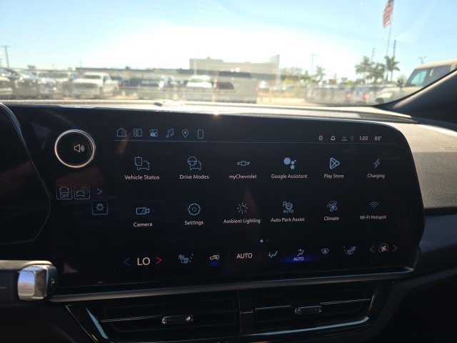 Used 2024 Chevrolet Equinox EV RS w/ Active Safety Package 3 FWD image 33