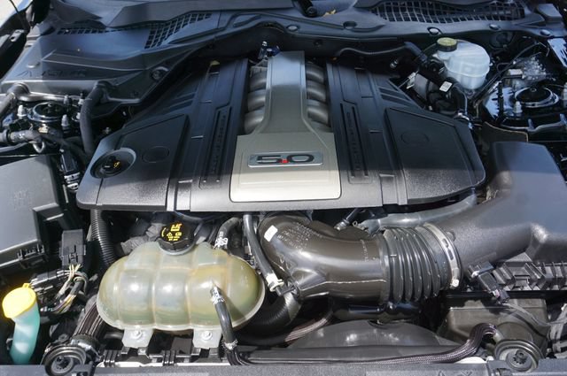 Certified 2019 Ford Mustang GT RWD image 7