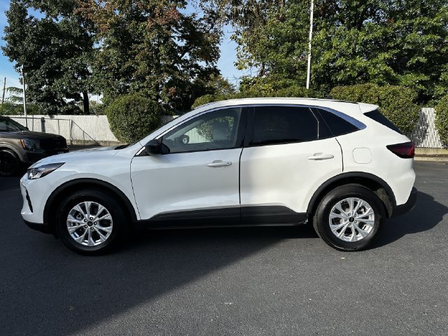 Certified 2023 Ford Escape Active AWD/4WD image 8