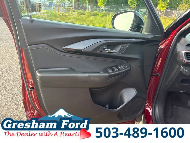Used 2023 Chevrolet TrailBlazer RS AWD/4WD image 16