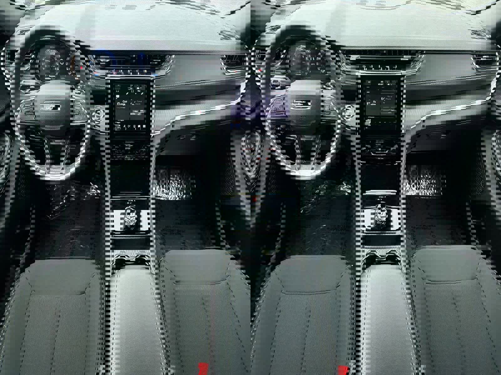 Used 2025 Jeep Grand Cherokee Laredo X image 16