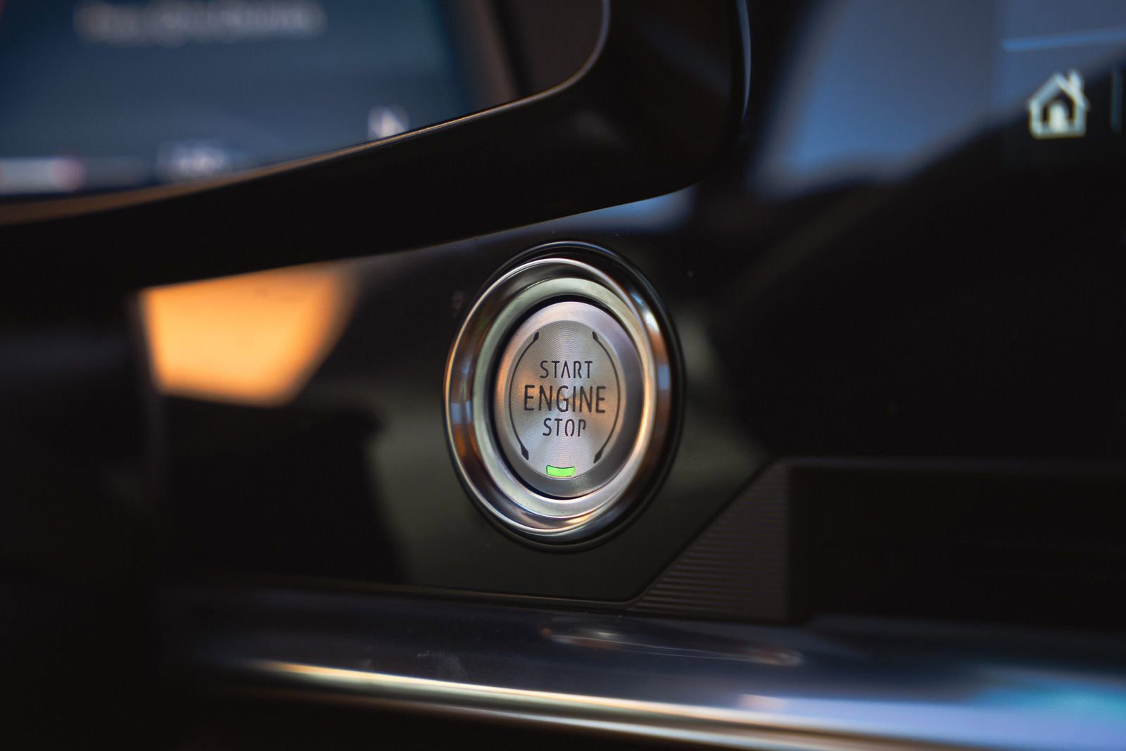 Used 2021 Chevrolet Corvette Stingray Premium Conv w/ Z51 Performance Package image 48