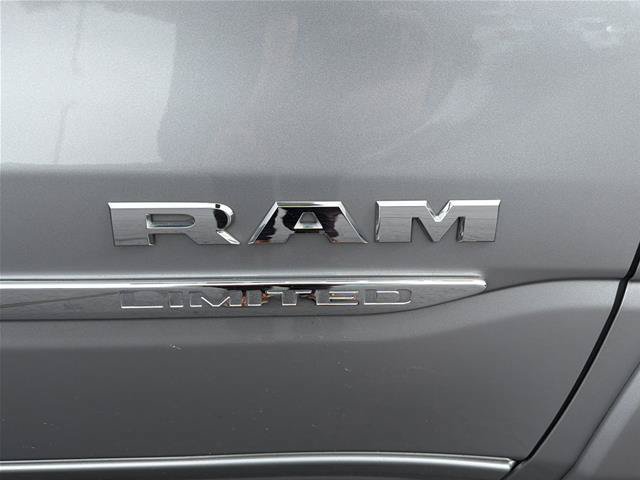 Used 2019 RAM 1500 Limited AWD/4WD image 9