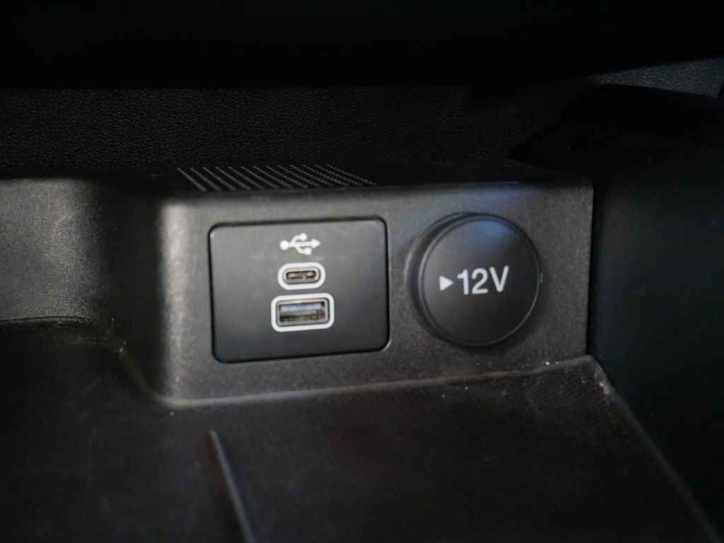 Certified 2025 Ford Escape ST-Line image 25