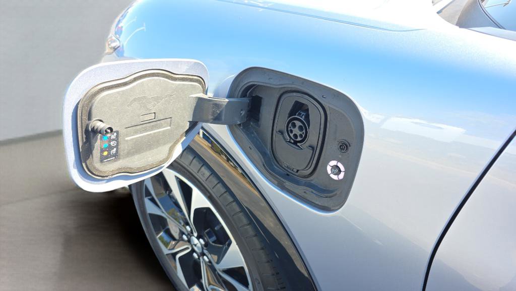 Certified 2022 Ford Mustang Mach-E Premium image 20