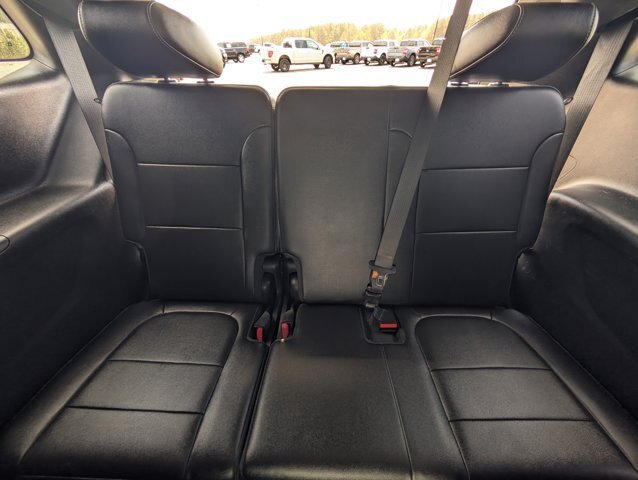 Used 2023 Chevrolet Traverse LT FWD image 27