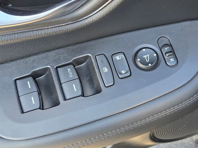 Used 2023 Honda HR-V LX image 13