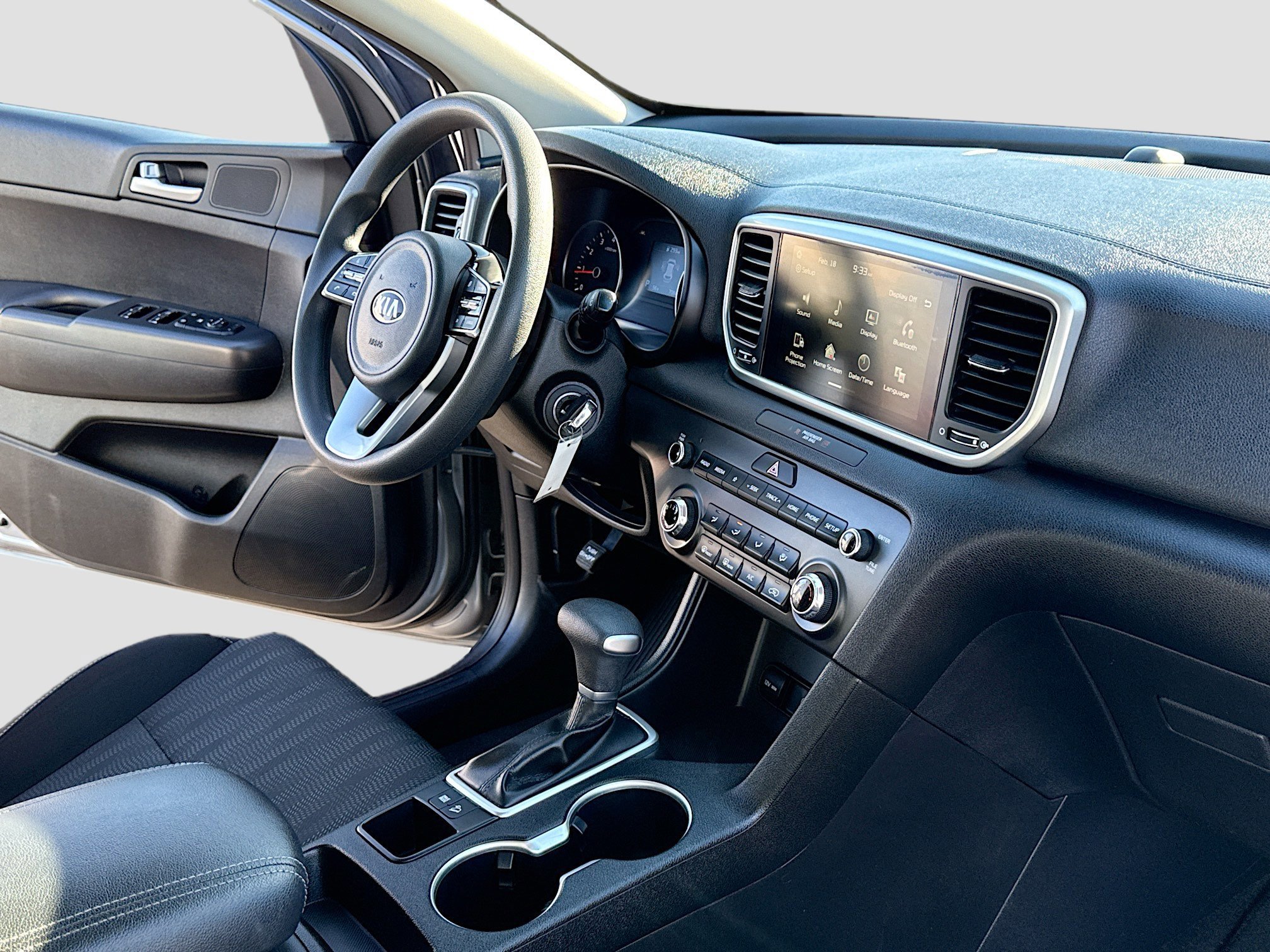 Used 2021 Kia Sportage LX image 8