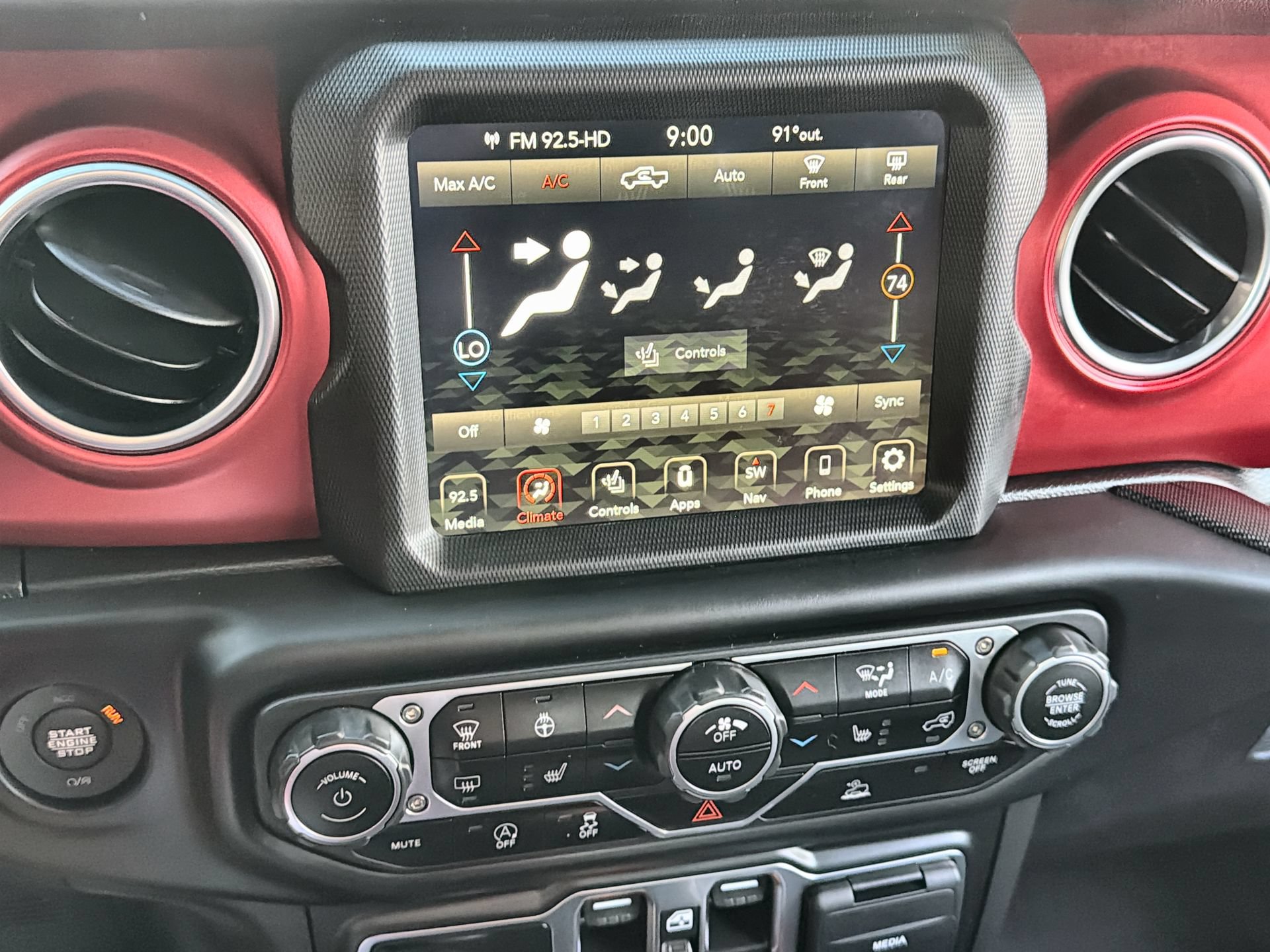 Used 2023 Jeep Gladiator Rubicon w/ LED Lighting Group AWD/4WD image 19