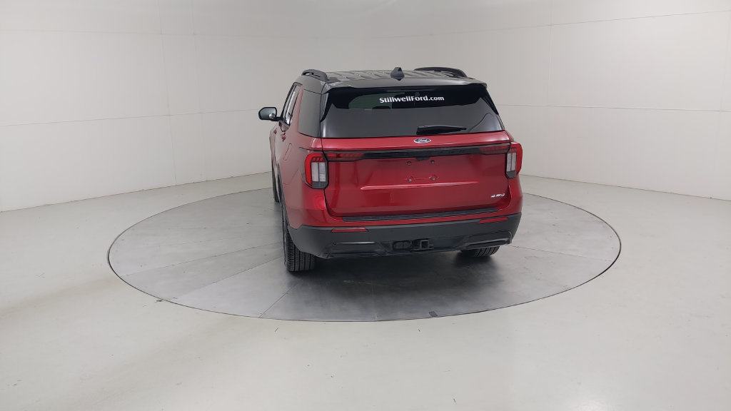Certified 2026 Ford Explorer ST-Line w/ ST-Line Street Pack AWD/4WD image 16