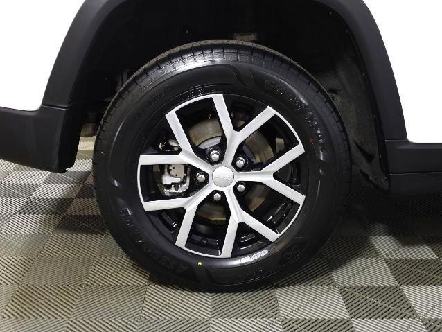 Used 2024 Jeep Grand Cherokee Limited w/ Trailer Tow Package image 22