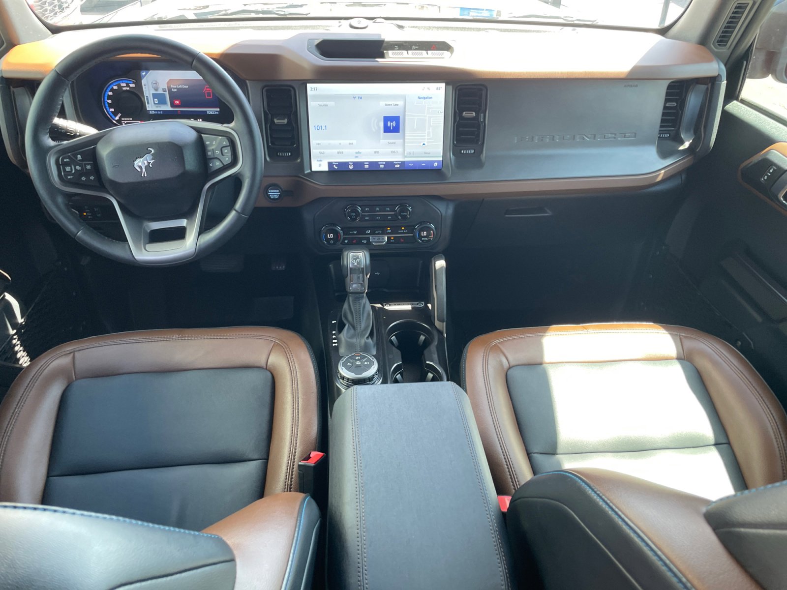 Certified 2024 Ford Bronco Outer Banks AWD/4WD image 12
