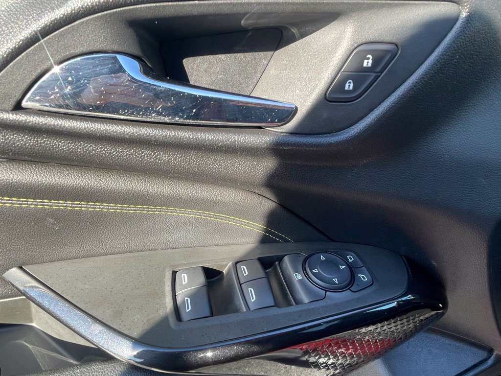 Used 2024 Chevrolet Trax LT FWD image 12