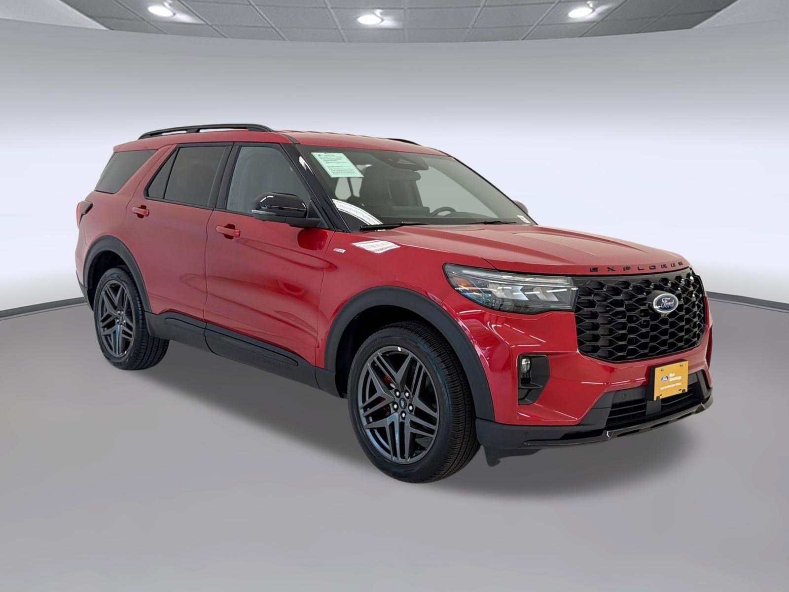 Certified 2025 Ford Explorer ST-Line w/ ST-Line Street Pack AWD/4WD image 7