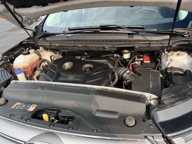 Certified 2017 Ford Edge SEL w/ Equipment Group 201A AWD/4WD image 10