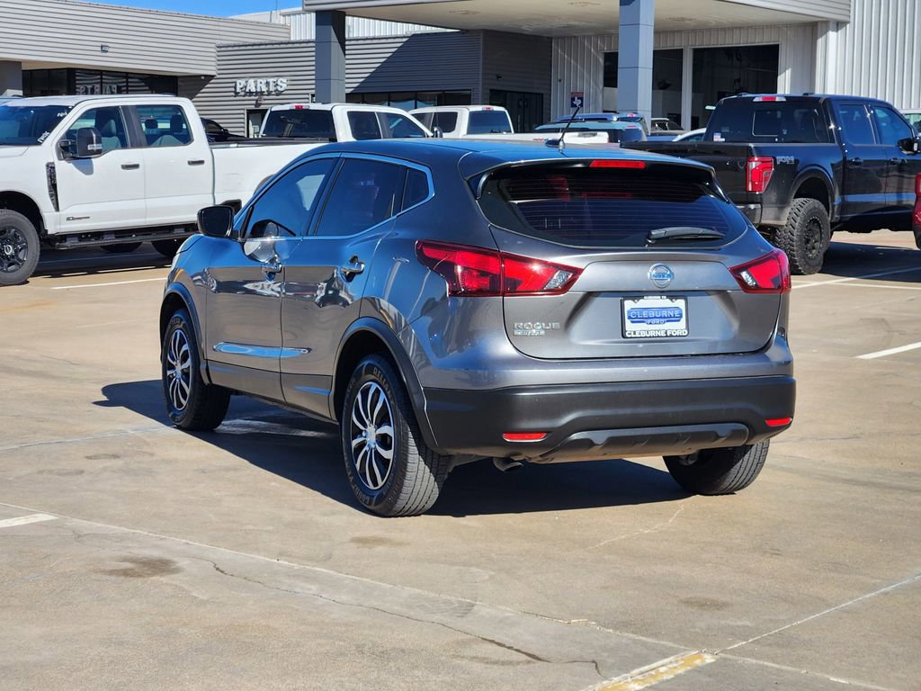 Used 2019 Nissan Rogue Sport S image 3