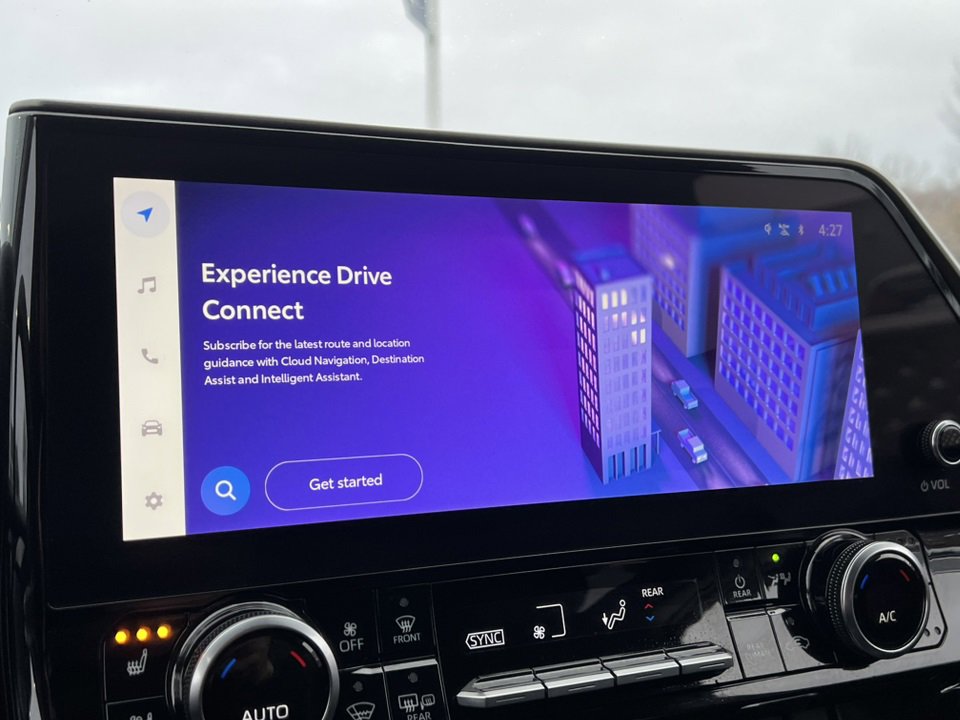 Used 2023 Toyota Highlander Limited image 26