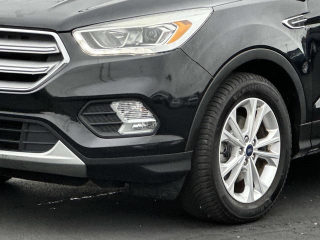 Certified 2018 Ford Escape SEL FWD image 9