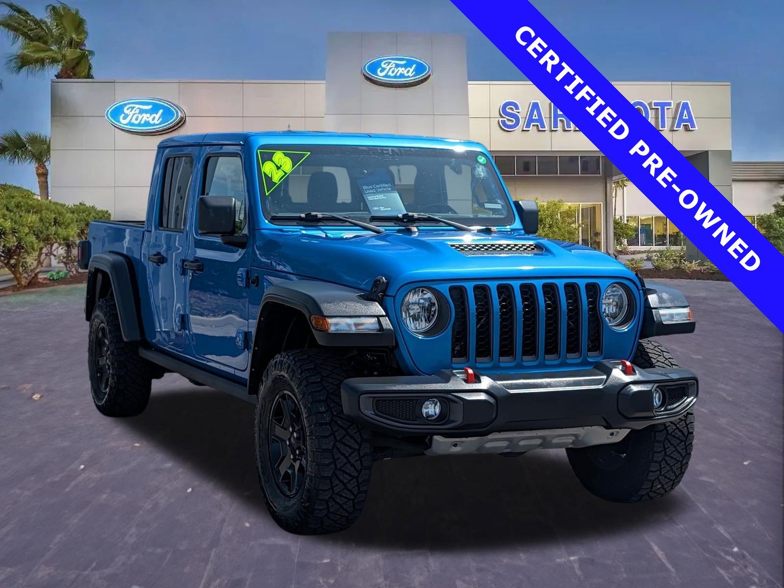 Used 2023 Jeep Gladiator Mojave w/ Cold Weather Group AWD/4WD image 1