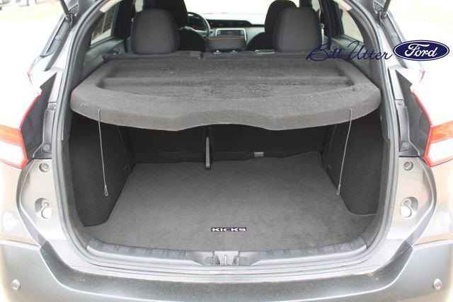 Used 2020 Nissan Kicks SR image 10