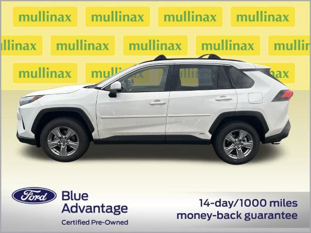 Used 2025 Toyota RAV4 XLE w/ Convenience Package image 12
