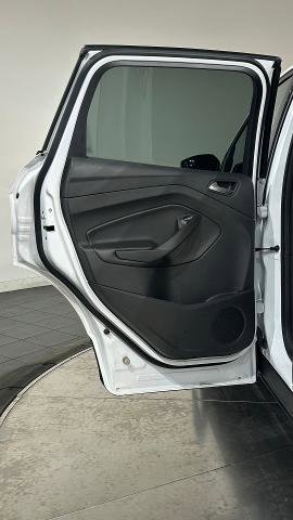 Certified 2018 Ford Escape SE AWD/4WD image 37